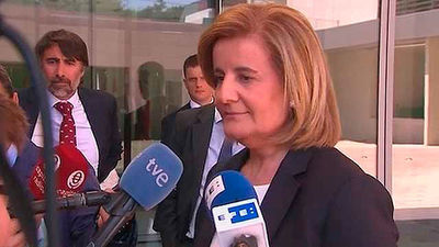 Báñez propone ayuda de 430 euros mensuales a jóvenes en contrato de formación