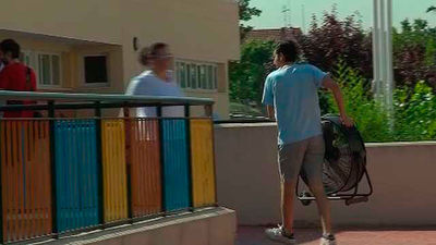 Villanueva del Pardillo: Padres con ventiladores a la guardería de sus hijos