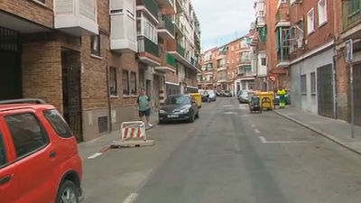 Apuñala a su peluquero porque le cobró mucho: 9 euros por un corte de pelo