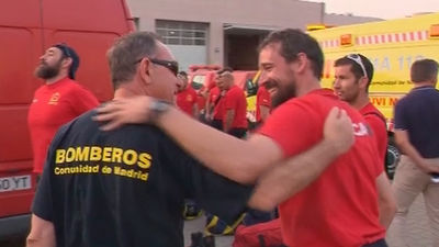 Los bomberos de Madrid vuelven a casa tras salvar dos pueblos en Portugal