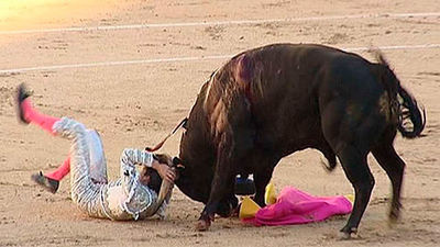 Juan Miguel y Younes heridos en Las Ventas