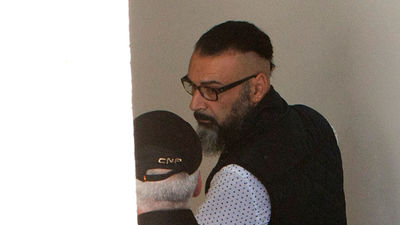 El parricida acusado de asesinar a sus dos hijas reconoce el crimen y pide perdón