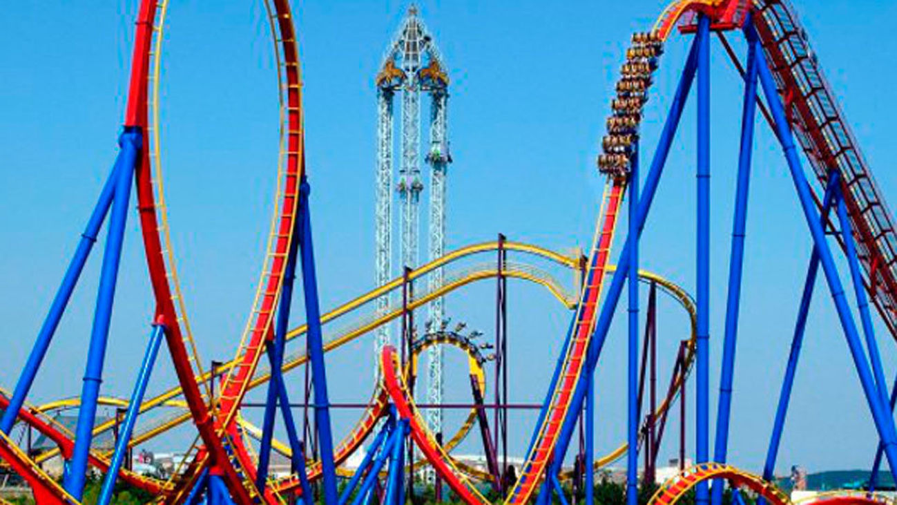 ¿Cómo puedes optar a un empleo en la Warner o el Parque de Atracciones?