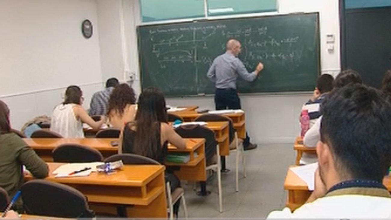 La Justicia concede por primera vez indemnización a un funcionario interino tras su cese