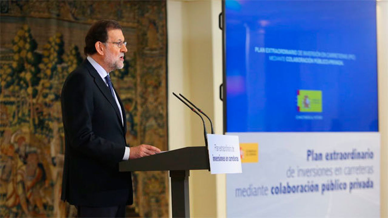 Rajoy anuncia la inversión de 5.000 millones en 2.000 kilómetros de carreteras