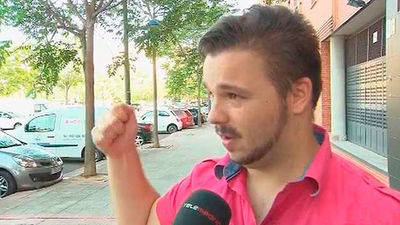 El periodista David Enguita y su pareja denuncian una agresión homófoba en Alcalá