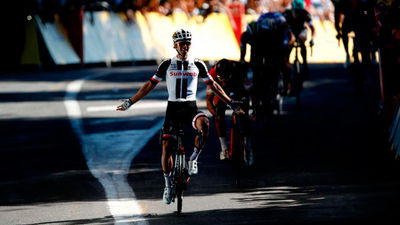Matthews gana en Rodez y Froome recupera el maillot amarillo