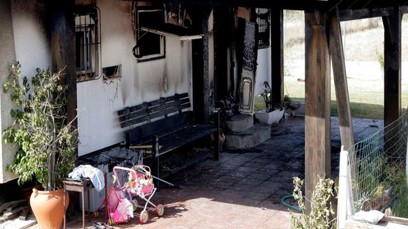 Un padre y su hija de 5 años mueren en incendio de casa en El Palmar (Cádiz)