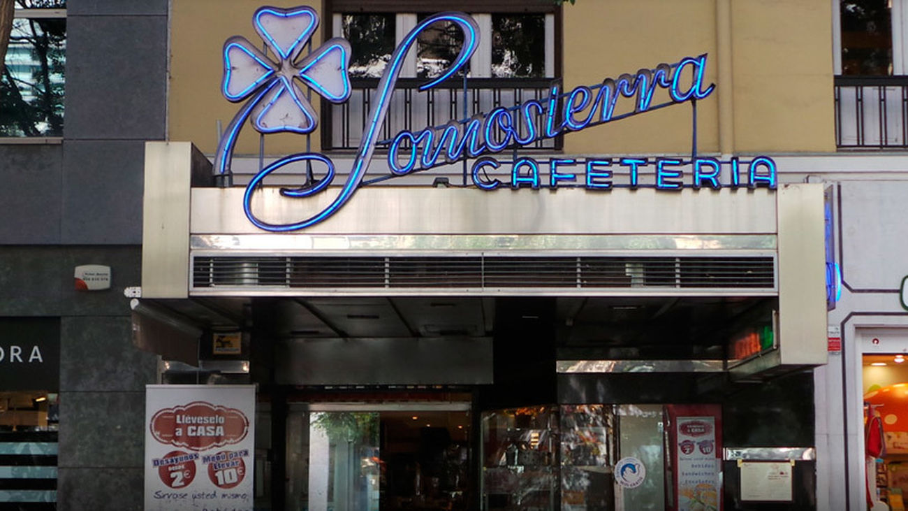 Cafetería Somosierra, en la calle Fuencarral 135