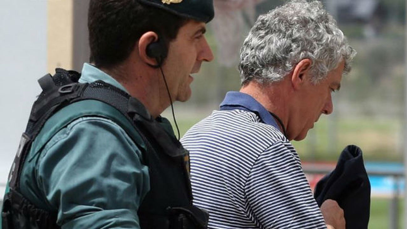 Los 'pinchazos' a Villar: "Son votos comprados por llevarse unos dineros"