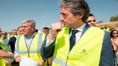 El Gobierno aprobará el viernes revertir al Estado 9 autopistas de peaje en quiebra