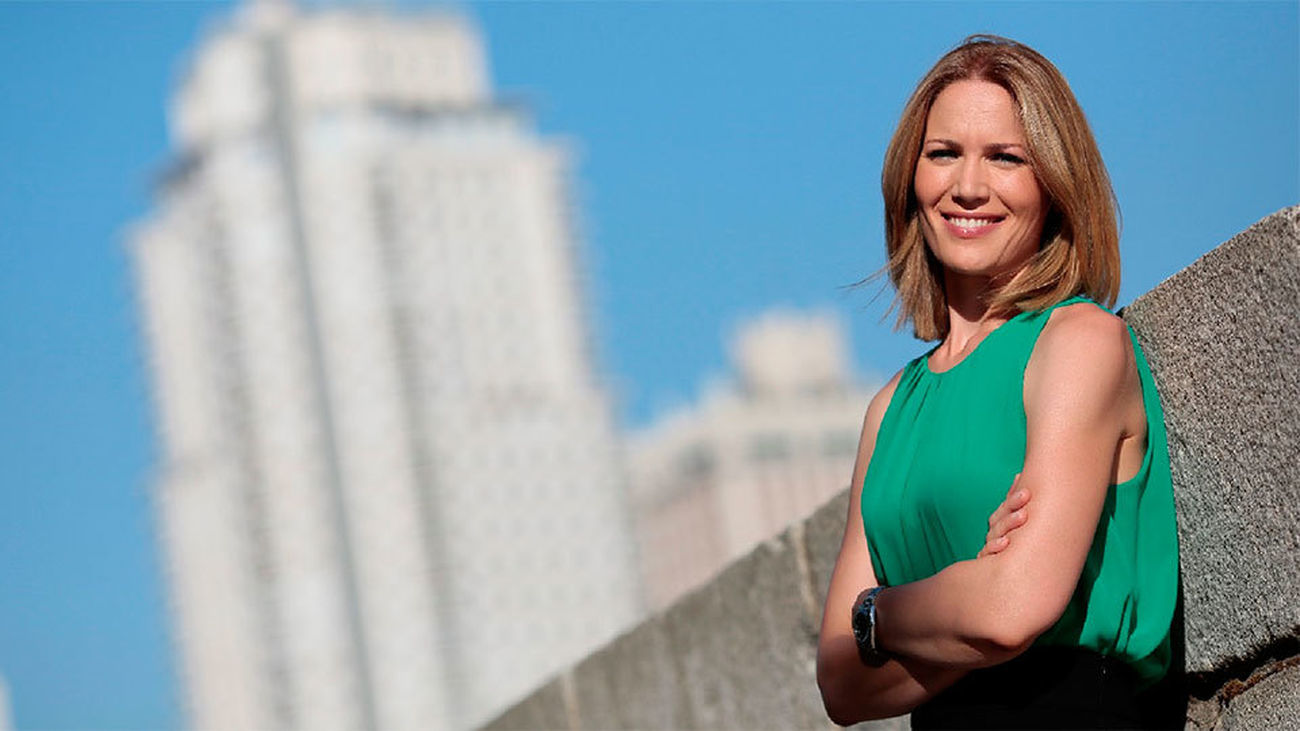 Silvia Intxaurrondo, presentadora de Telenoticias Fin de Semana en Telemadrid