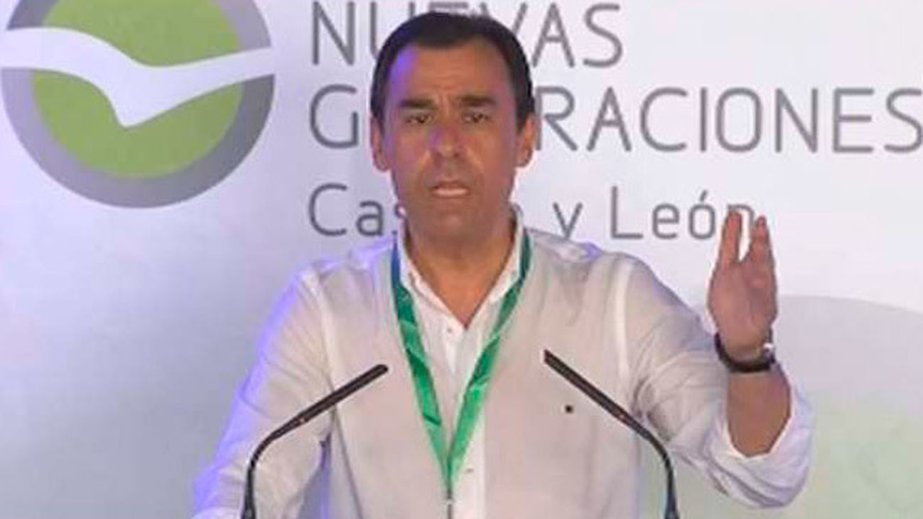 Maíllo afirma que el Gobierno da una respuesta tranquila a la deriva alocada nacionalista