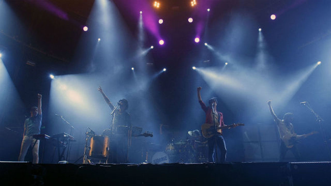 Los integrantes de la banda catalana "Sidonie", durante el concierto de la segunda jornada del Low Festival