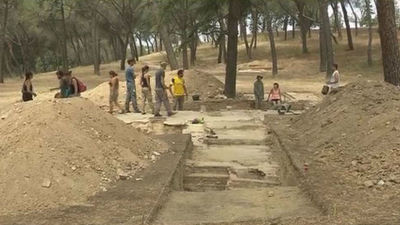 El  CSIC busca de restos de la Guerra Civil junto al Hospital Clínico