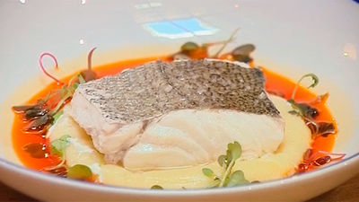 Receta de merluza con ajada y puré cremoso de patata