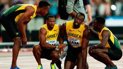Adiós doloroso para Bolt, que se rompe en su última carrera