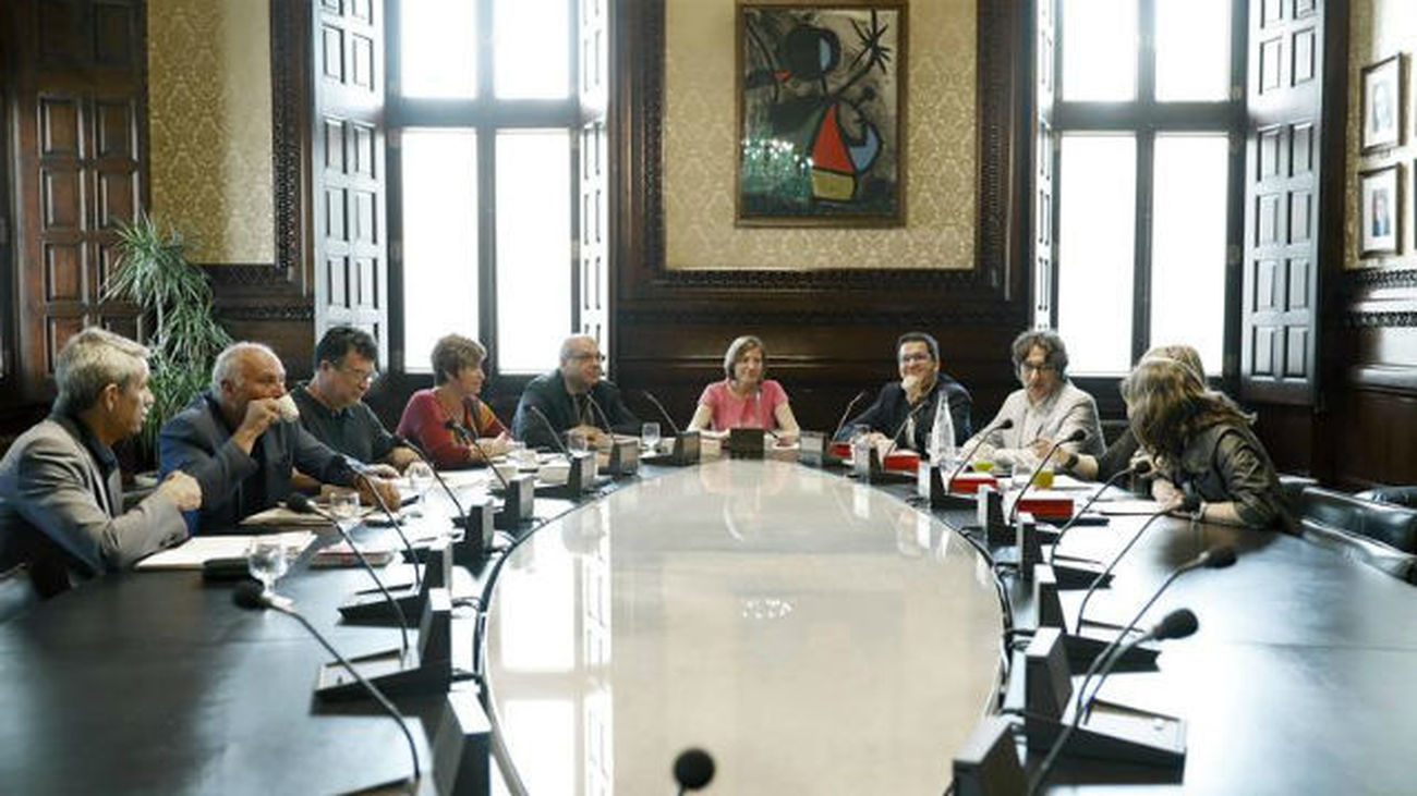 Mesa del Parlamento de Cataluña