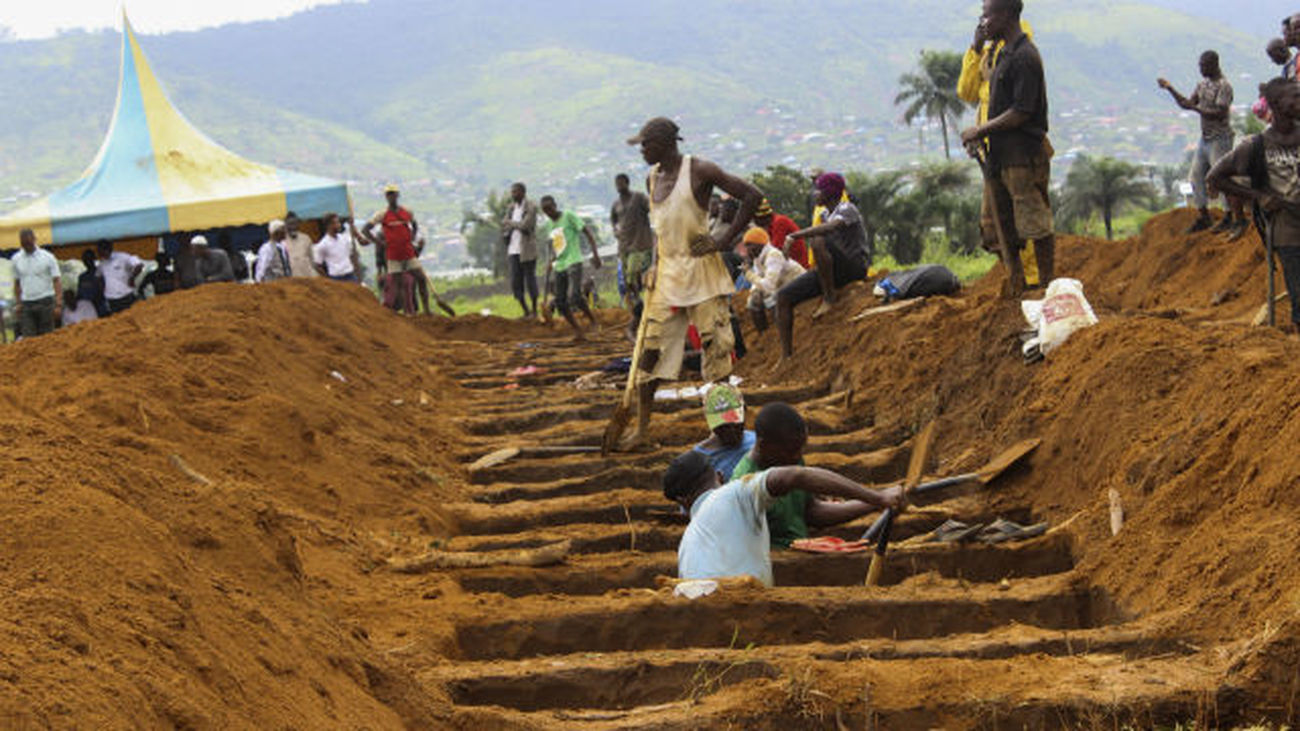 Más de 400 muertos en las inundaciones y deslizamientos de tierra en Sierra Leona