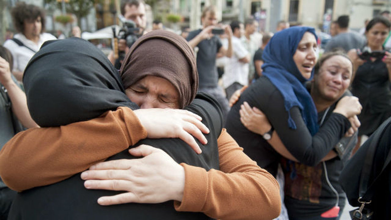 Familiares y amigos de los presuntos terroristas de Ripoll rechazan los atentados