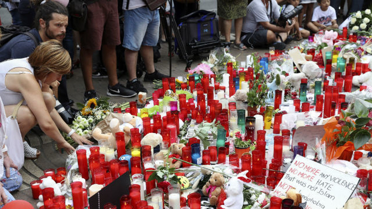 Identificadas 9 de las 14 víctimas mortales y quedan 53 heridos ingresados