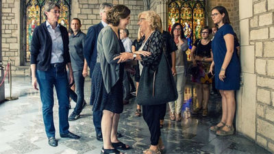 Carmena: "Quiero estar con Barcelona y Cataluña. Os quiero y sé que sufrís"