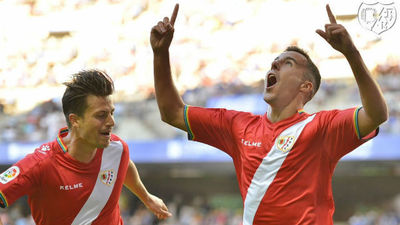 2-3. El Rayo comienza ganando ante un buen Oviedo