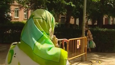 La Comunidad condena la agresión islamófoba que sufrió una mujer en Usera