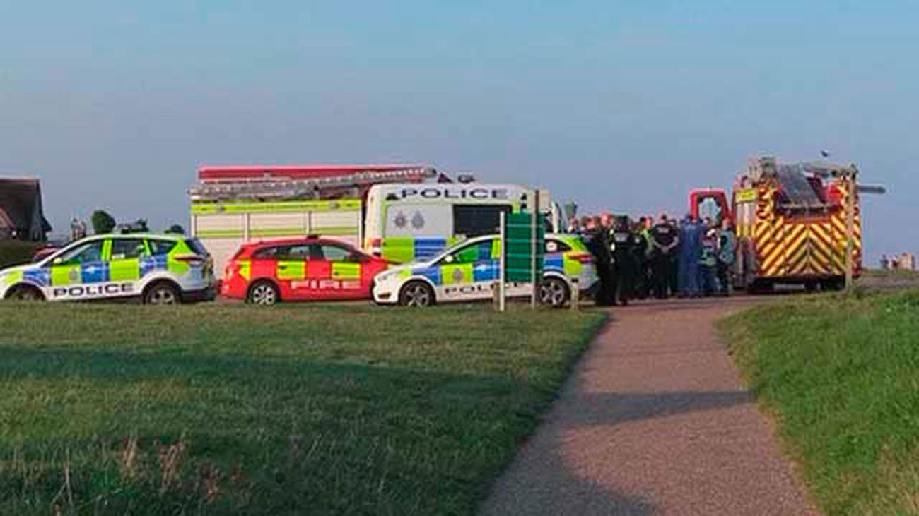 Equipos de emergencia en la zona
