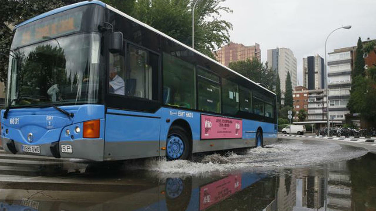 Madrid recomienda usar hoy el transporte público por las lluvias
