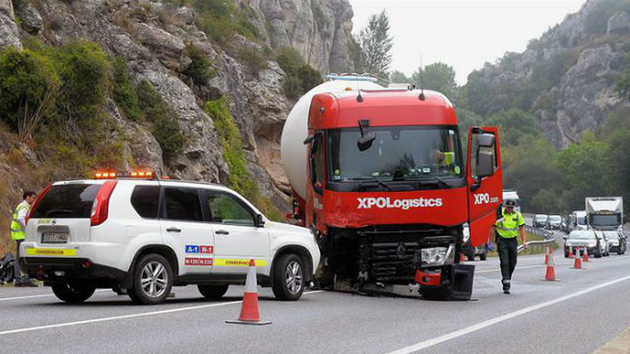 Camión implicado en el accidente de Burgos