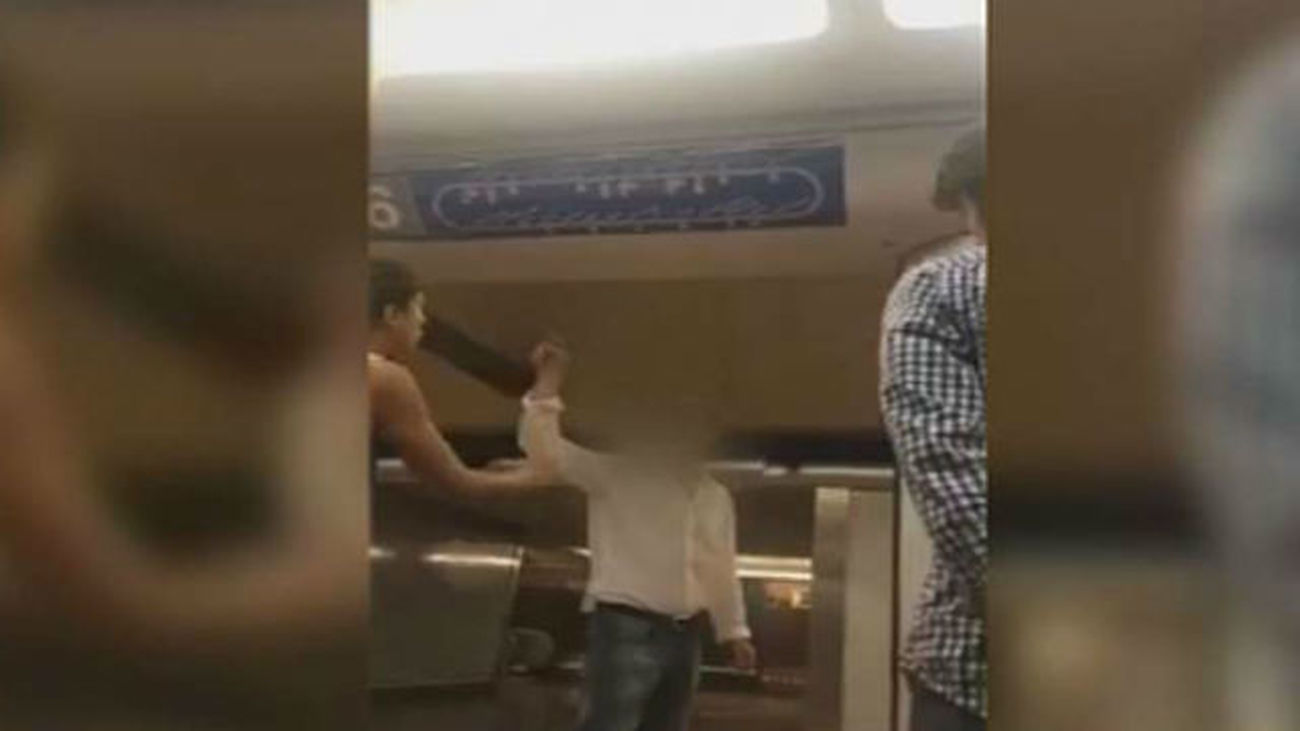 Se busca a un individuo de ideología nazi que increpó a una pareja magrebí en el Metro