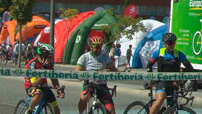 La Plaza de Cibeles acoge la meta final de la Vuelta Ciclista a España