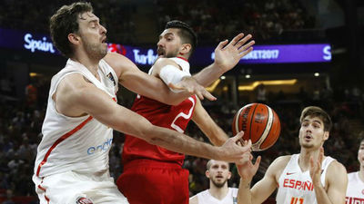 73-56. España suda su pase a cuartos ante una correosa Turquía