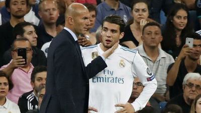 Zidane: "¿Bale? Estoy contento con él, cada día está mejor..."