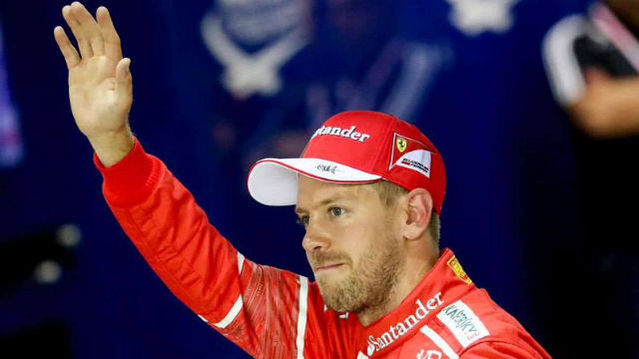 GP Singapur: Vettel, 'pole'; Alonso 8º y Sainz 10º