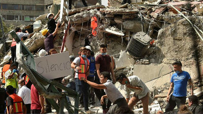 Una semana después del terremoto en México, tres españoles siguen sin ser localizados