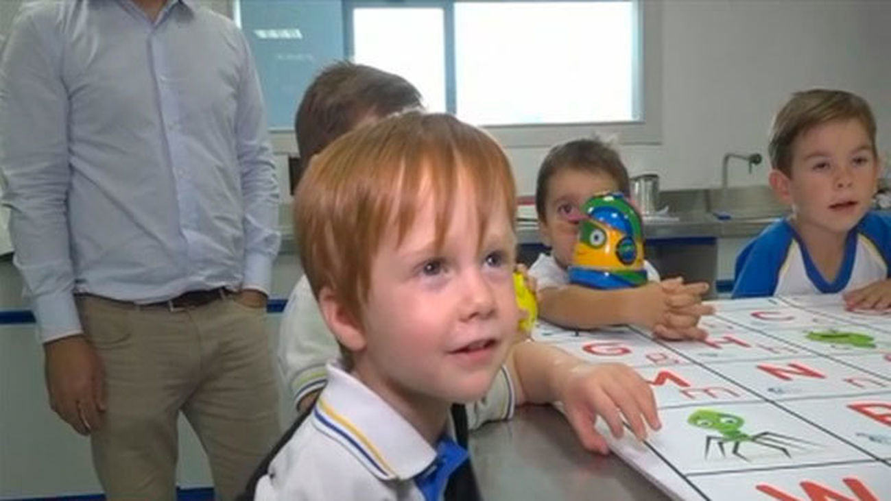 ¡Niños campeones en robótica!