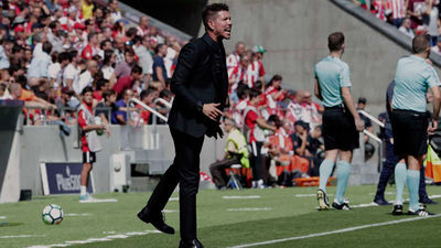 Simeone: "Nos pone muy contentos la llegada de Diego Costa"