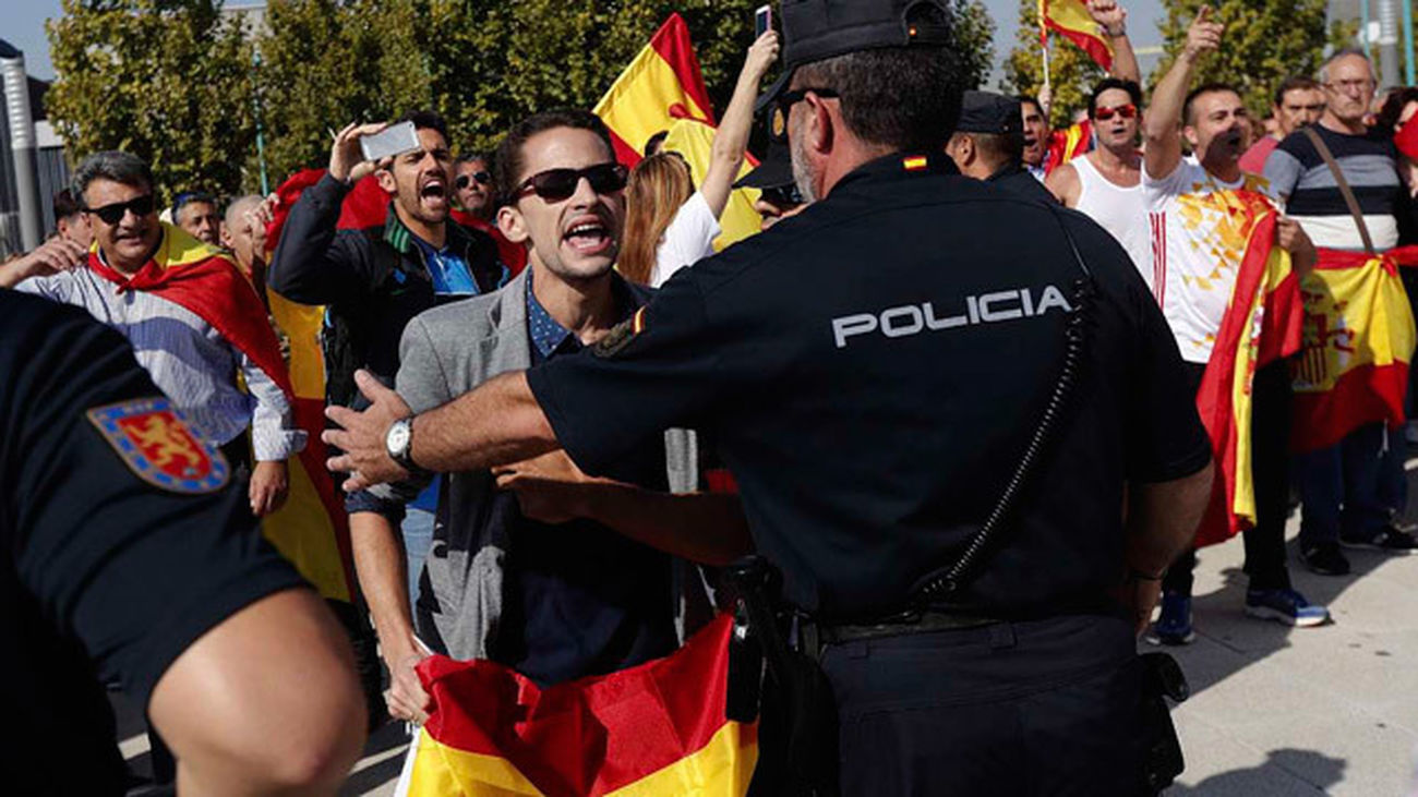 Protesta contra Podemos en Zaragoza
