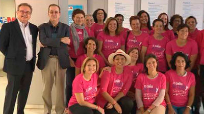 Quince pacientes con cáncer de mama inician el Camino de Santiago