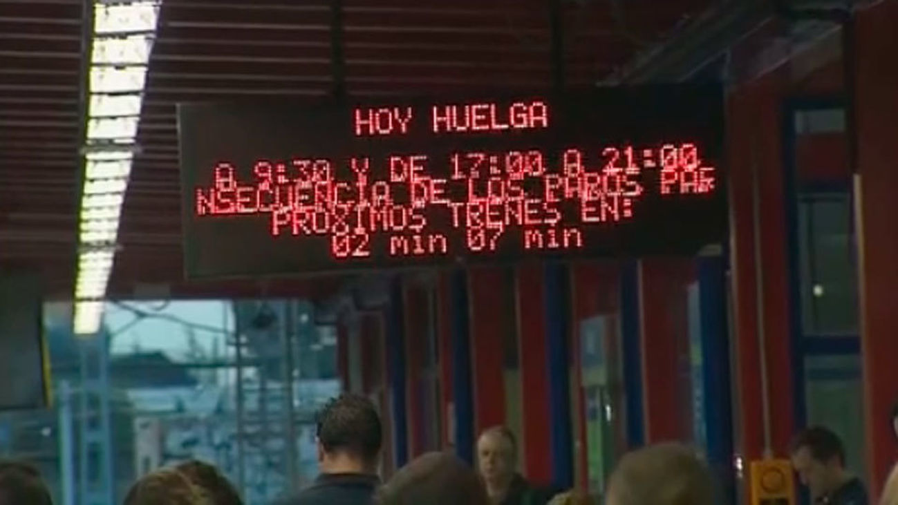Metro habla de "escasa incidencia" de la huelga de maquinistas en el primer tramo