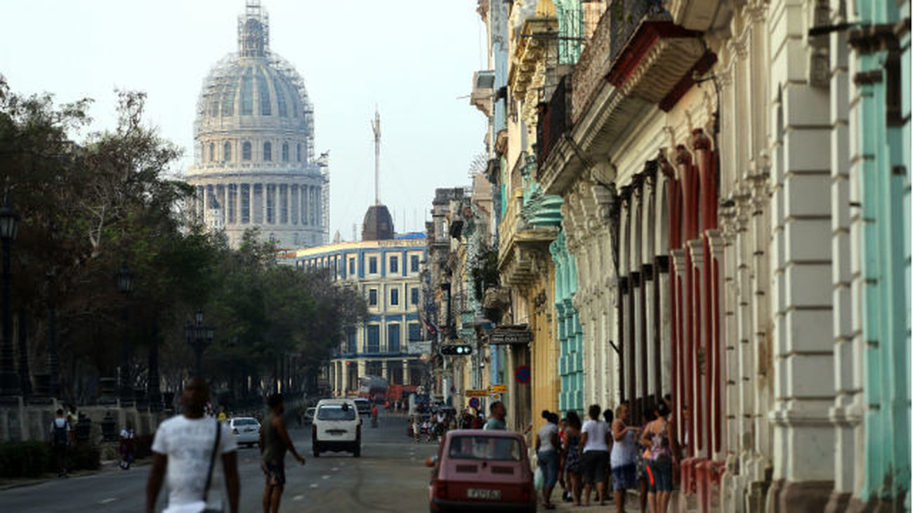 EEUU suspende la emisión de visados en Cuba y pide a los estadounidenses no ir allí
