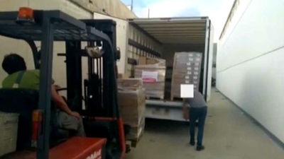 La Guardia Civil requisa 100 urnas y 2,5  millones de papeletas en Igualada