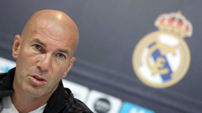 Zidane: "No se puede pensar que no nos gusta jugar en el Bernabéu"