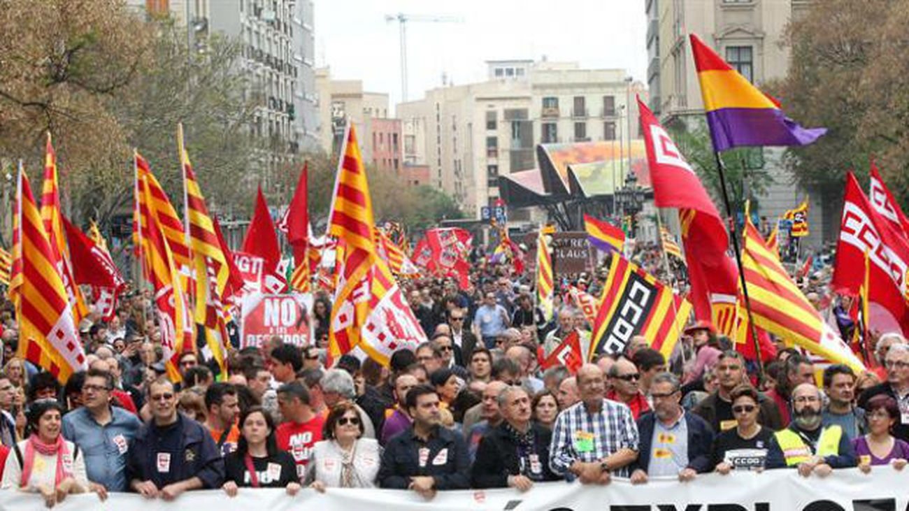 CCOO, Pimec y Cecot avalan un "paro de país" el 3 de octubre en Cataluña