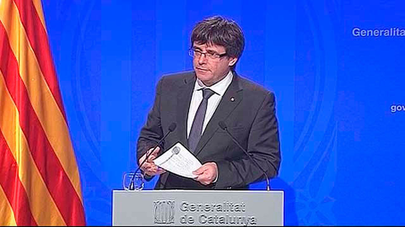 Puigdemont pide la mediación de la UE y la salida de Cataluña de todos los policías del Estado