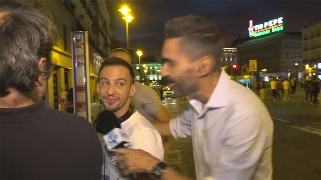 Madrid Directo se encuentra a Amenábar rodando el anuncio de la Lotería de Navidad