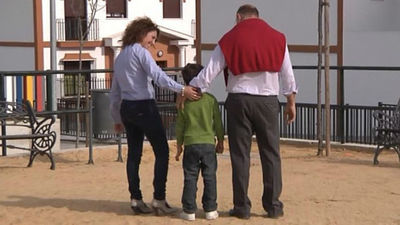 El 80% de menores de 3 años tutelados en Madrid está en acogimiento familiar