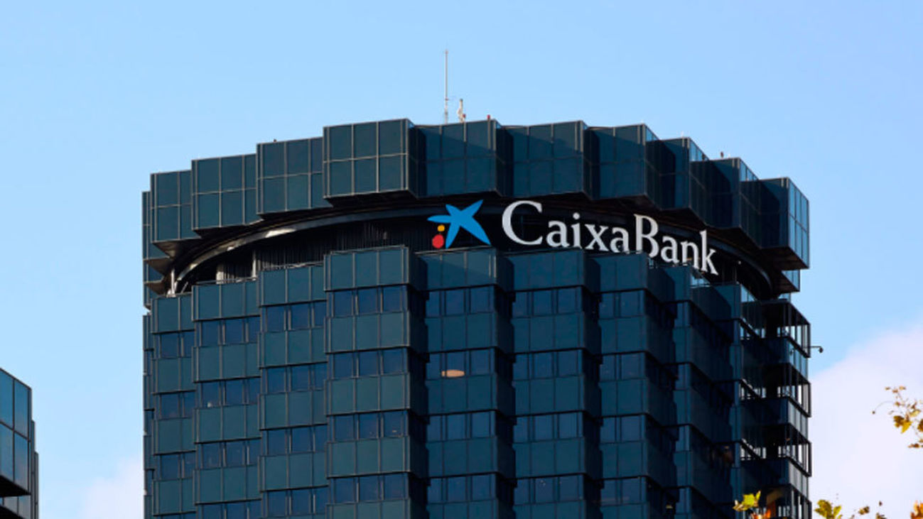 Gas Natural Fenosa traslada su sede a Madrid y CaixaBank a Valencia